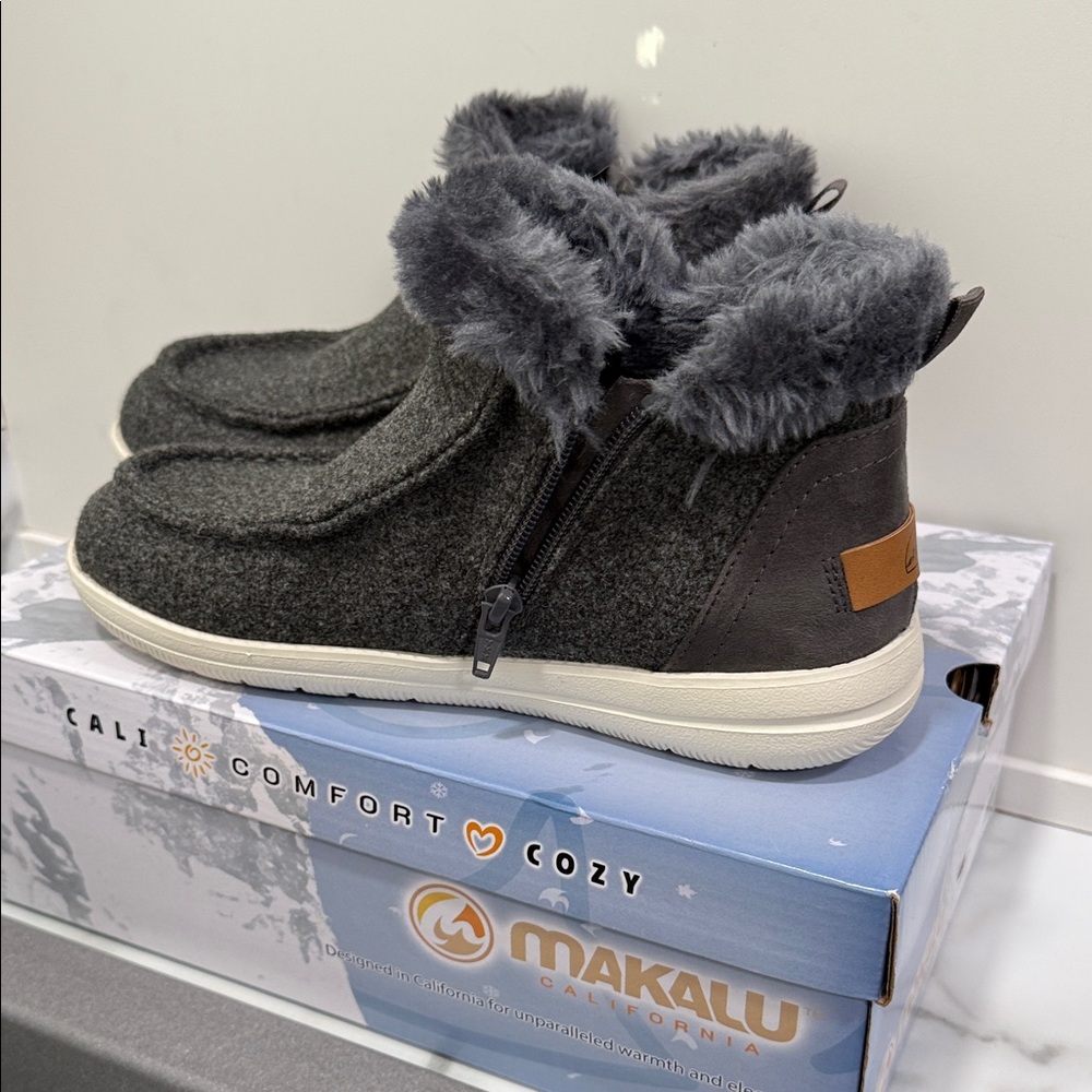 Makalu California brand women's faux fur-lined ankle boots size 7 - Picture 4 of 8